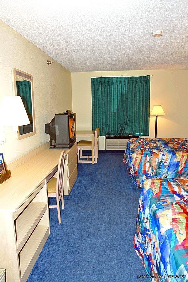 Motel 6-Columbia, Mo - East Экстерьер фото