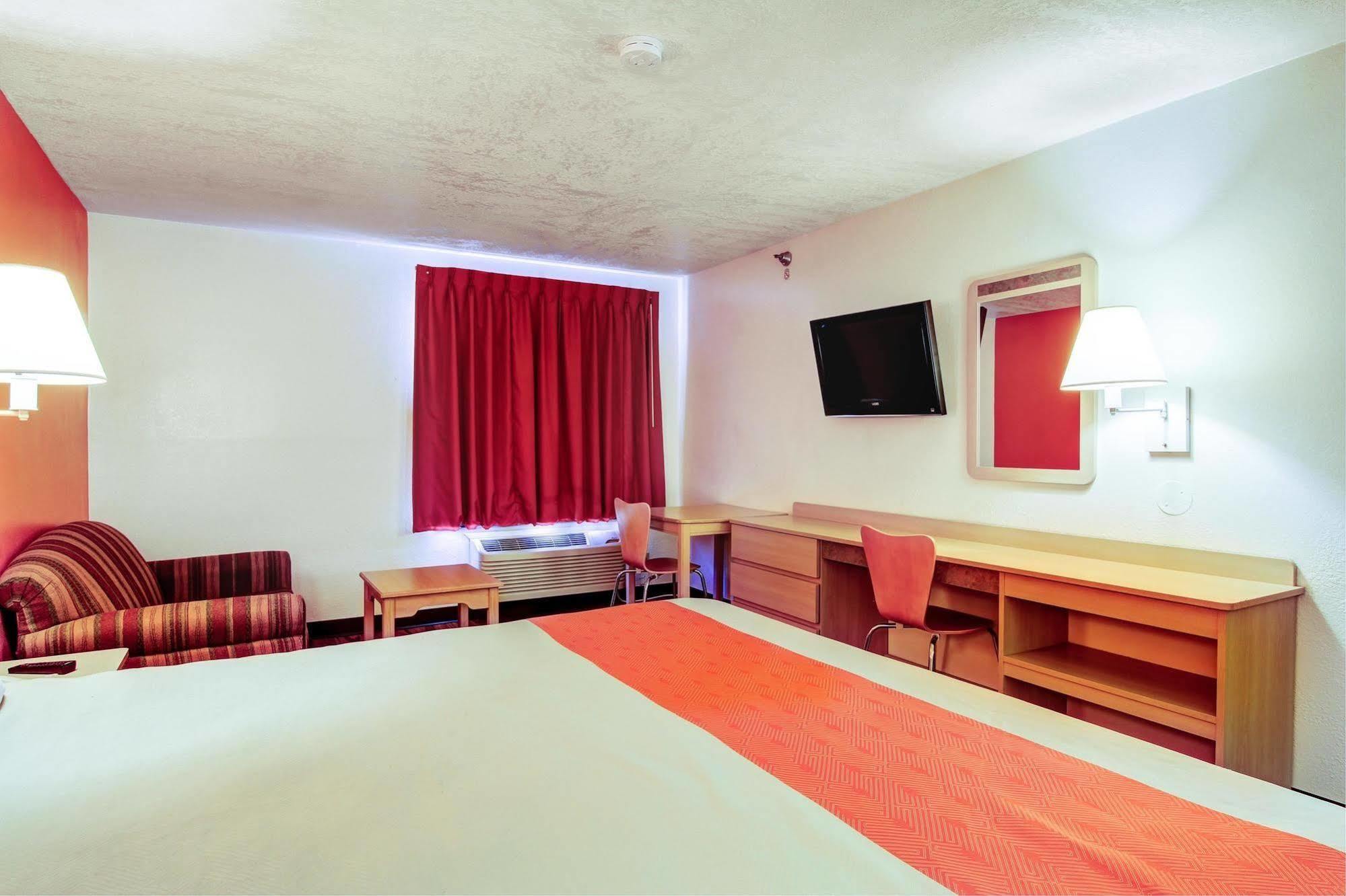 Motel 6-Columbia, Mo - East Экстерьер фото