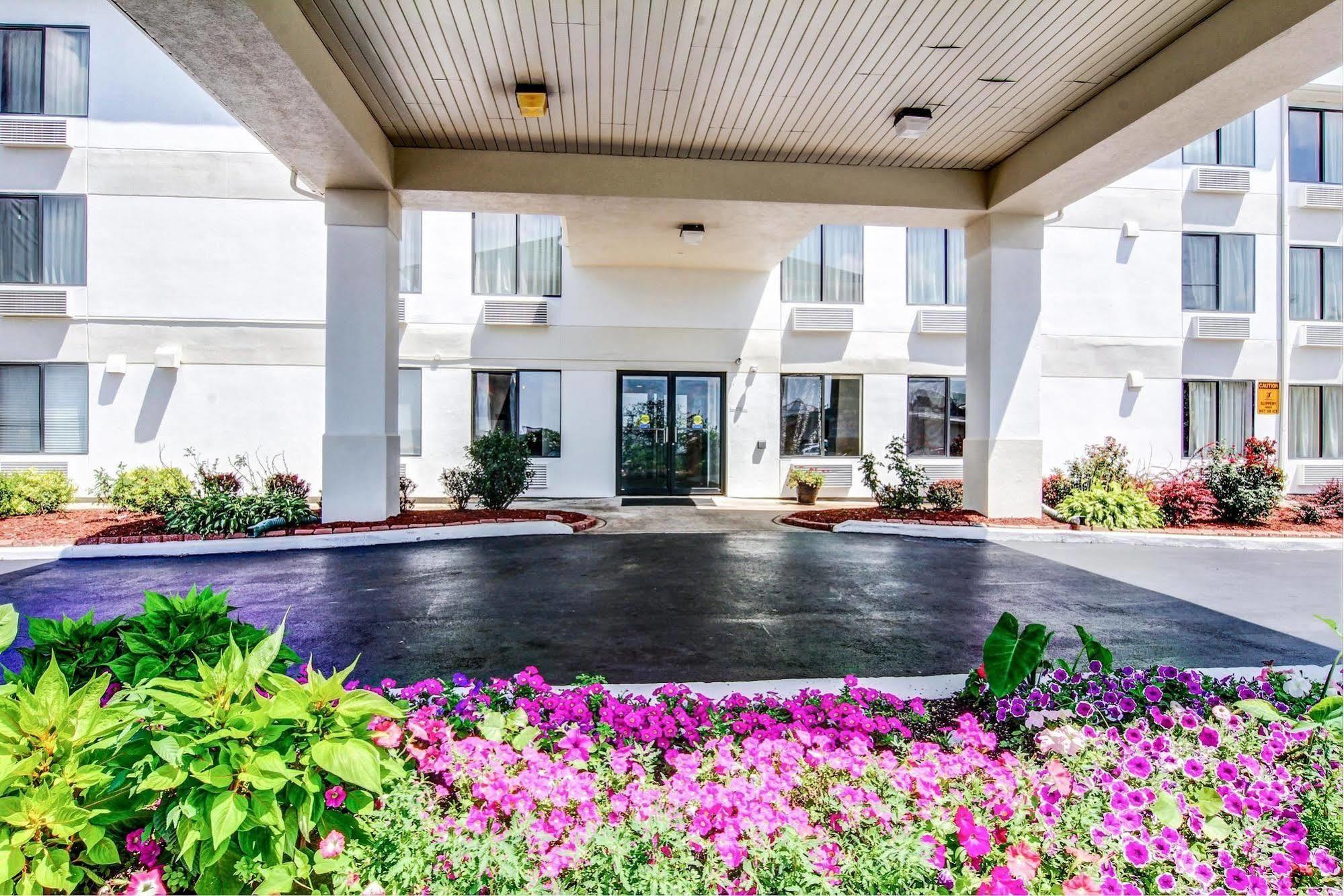 Motel 6-Columbia, Mo - East Экстерьер фото
