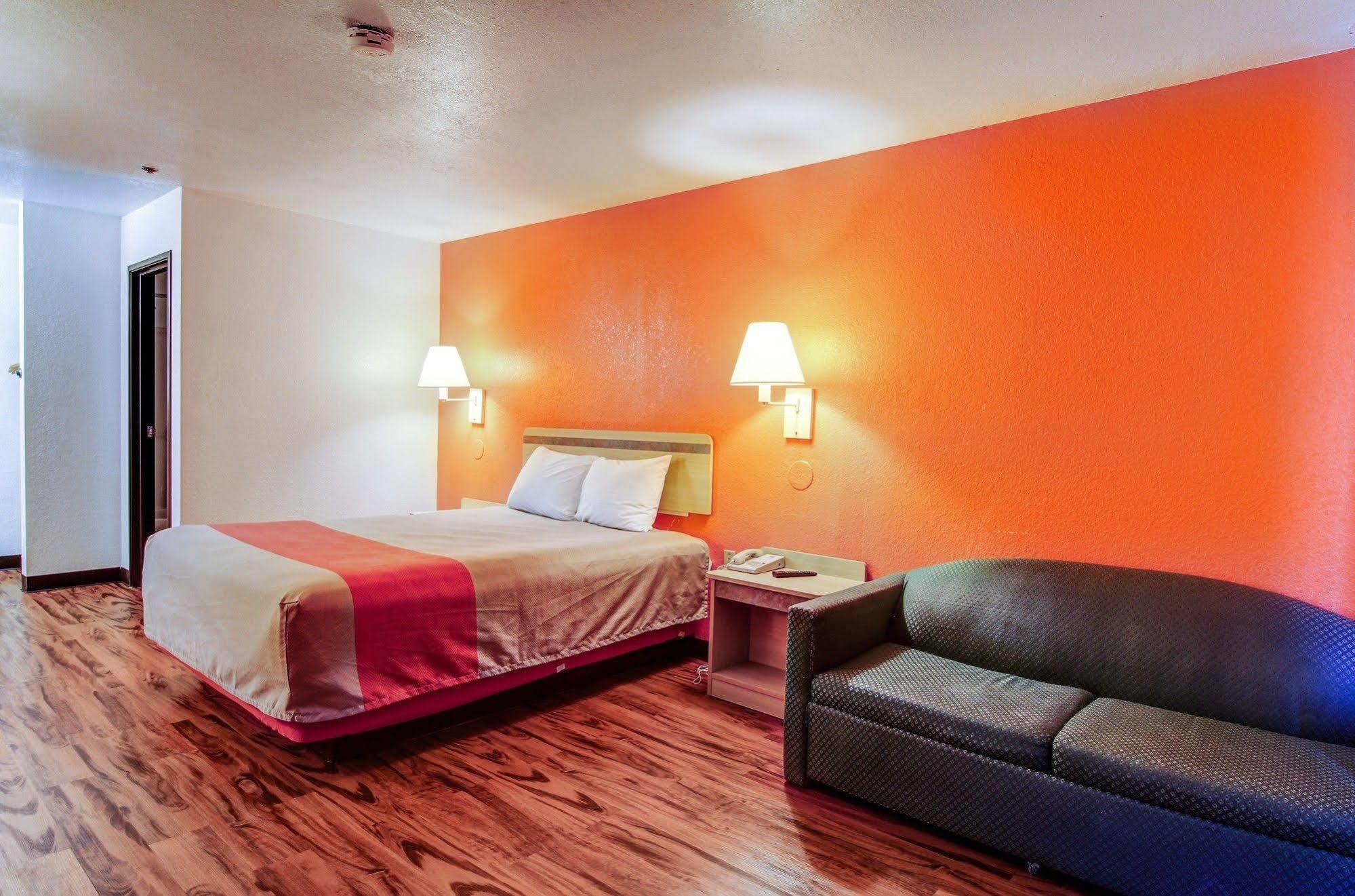 Motel 6-Columbia, Mo - East Экстерьер фото